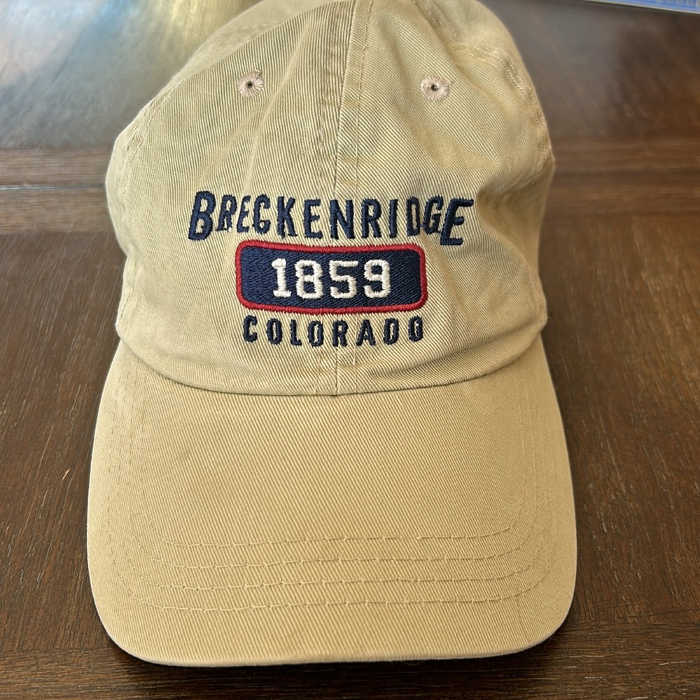 Breckenridge bball cap